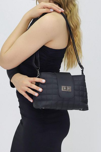 Weynes Black Women's Square Belted Shoulder Bag Wsb5030