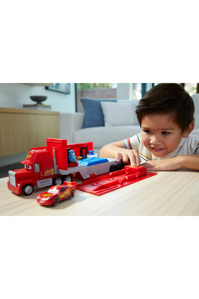 CARS MOBILE SERVICE PLAYSET