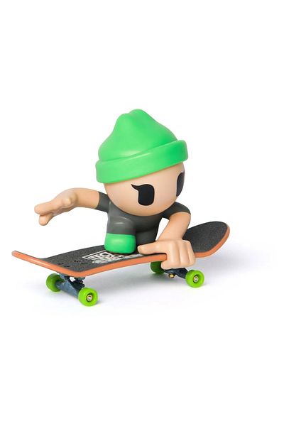 Spin Masters TECH DECH SK8 CREW PACK PLAQUE AND FIGURINE 9.6CM GREEN CAP