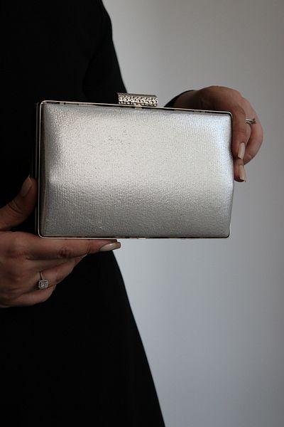 Mimoza Women's Silver Stone Detailed Metal Handle Evening Dress Clutch Bag