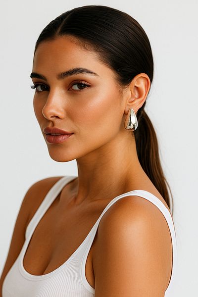 Luminos Butik Shiny Drop Form Earrings – a Touch of Modern and Stunning Mk005-Silver