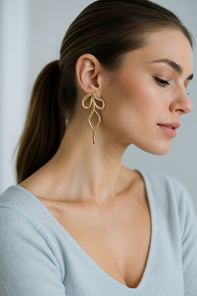 Luminos Butik Abstract Elegance: Curved Leaf Form Earrings Mk006-Gold