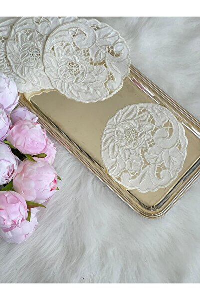 QBR Home 4-Piece Hole Work Embroidered Cocktail Presentation Napkin (4 Pieces) Peony