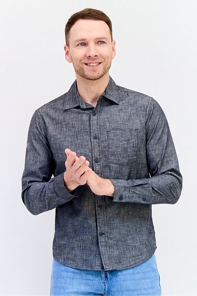 GAP Men Regular Fit Long Sleeves Chambray Casual Shirt, Washed Black