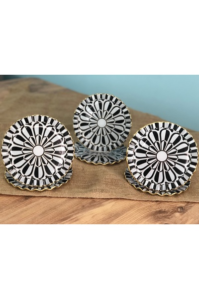 B&M Daisy Patterned Curved Dessert Plate 6 Pieces