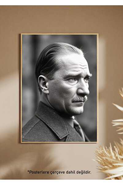 One Little Happiness Atatürk Portresi Poster Estetik Duvar Posteri , Çerçevesiz Poster