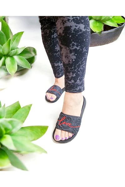GEZER Women's Embossed Detailed Comfortable Sole Beach, Sea, Pool Slippers