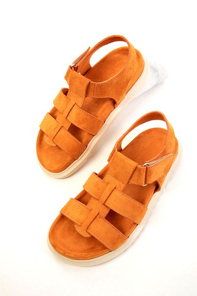 SOHO Oranžové semišové dámské sandály 20695