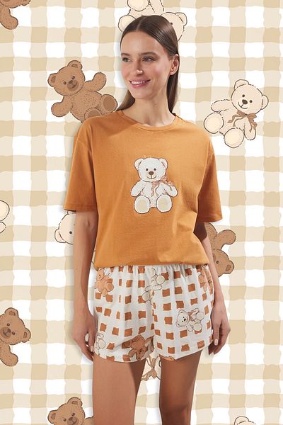 Trendyol Collection Μπεζ 100% βαμβακερό σετ πιτζάμες με αρκουδάκι και σορτς με στάμπα με κορδέλα/φιόγκο THMSS25PT00063