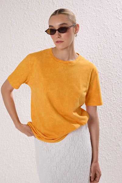 Trendyol Collection Orange Washed/Faded Effect Regular/Normal Fit Knitted T-Shirt Twoss25Ts00211