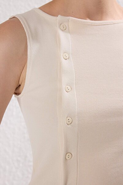 Trendyol Collection Stone Button Asymmetrical Fitted/Slim Fit Ribbed Stretch Knit Blouse Twoss25Bz00394