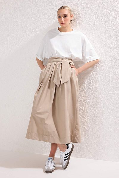 Trendyol Modest Μπεζ χωρίς επένδυση απλή υφαντή ζώνη με λεπτομέρεια Hijab φούστα TCTSS25EE00021
