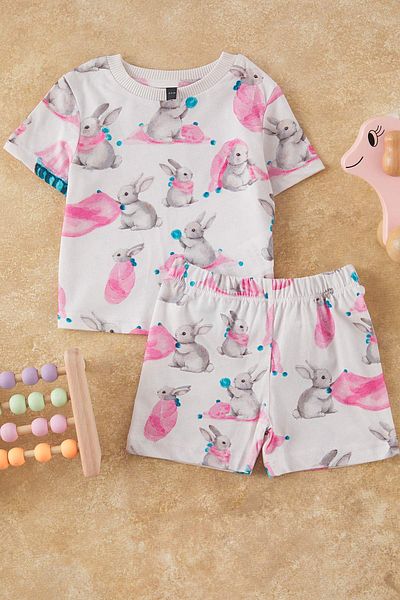 TRENDYOLKIDS طقم بيجامة