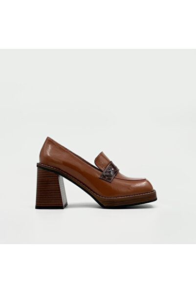 Folle Taba Kroko Detaylı Kırışık Rugan Topuklu Loafer