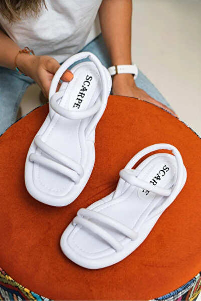 Scarpebutik Sandale albe pentru femei cu bandă ortopedică