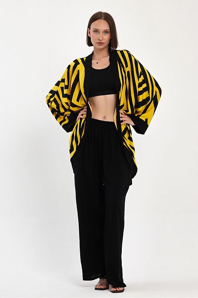 bacc Set de top și pantaloni kimono și pantaloni cu imprimeu galben de dimensiuni maxi Bcvl-251061