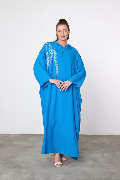 bacc Rochie maxi din viscoză tricotată cu broderie albastră Bcvl-25v037