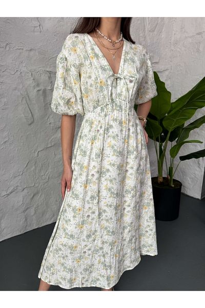 Elif Özbey Butik Rochie de muselină căptușită cu flori verzi