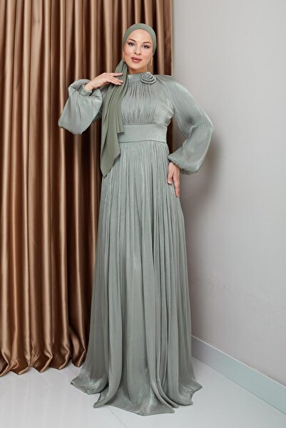 Olcay Flower Detailed Pleated Yoryo Silk Hijab Evening Dress Light Green 1240