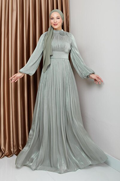 Olcay Flower Detailed Pleated Yoryo Silk Hijab Evening Dress Light Green 1240