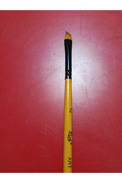 Rich 280 Series Side Cut Tip Synthetic Brush No:2 Suitable for Use in Oil, Acrylic and Gouache Paint