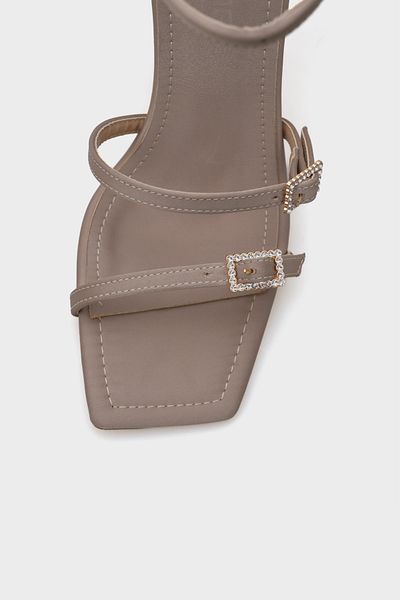 Capone Outfitters Dámské sandály s křišťálovou kamennou přezkou na vysokém podpatku s tupou špičkou