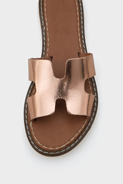 Capone Outfitters Γυναικείες δερμάτινες παντόφλες H Banded