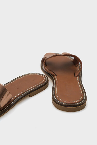 Capone Outfitters Γυναικείες δερμάτινες παντόφλες H Banded