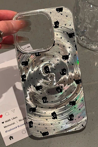 EWEC iPhone 13/14 Uyumlu Sevimli Siyah Kedi ve Pati Desenli Hologramlı IMD Premium Telefon Kılıfı