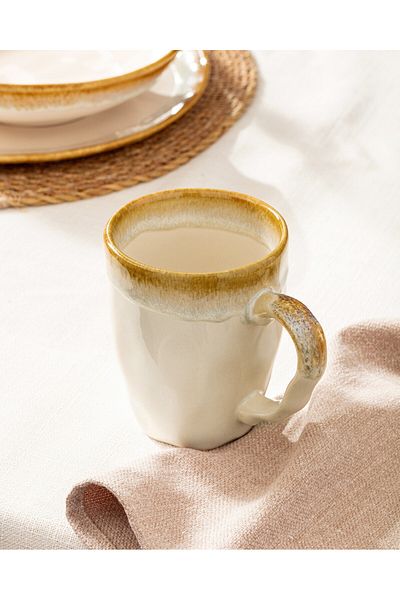 Madame Coco Belford-Tasse