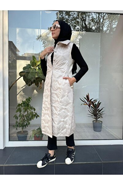 Invee Πλεκτό Γυναικείο Γιλέκο Καπιτονέ με Λεπτομέρεια Κουμπιών Εκρού