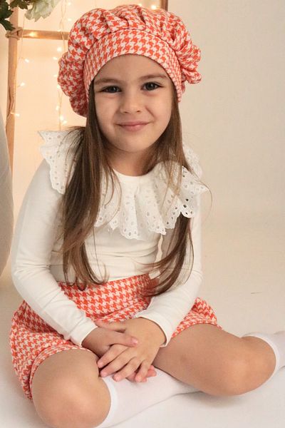 Parla Kids Κοριτσίστικη μπλούζα με μακρυμάνικη λαιμόκοψη εκρού 23 Απριλίου με λεπτομέρεια Scallop