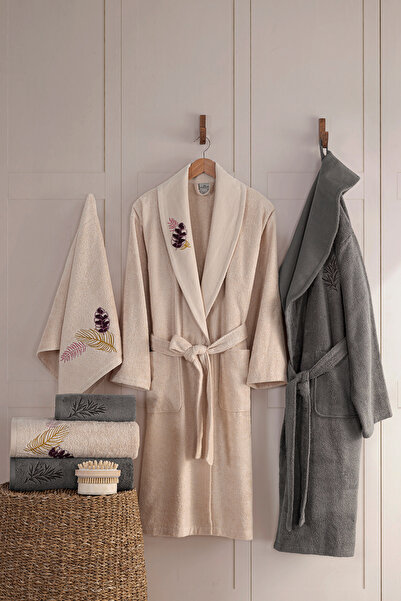 MARİBOR TALIA - طقم رداء حمام عائلي من الخيزران المطرز مكون من 6 قطع