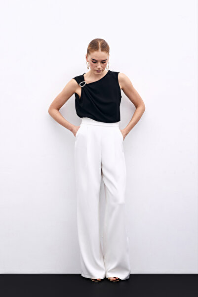 Sateen Tek Omuz Detaylı Bluz - Siyah