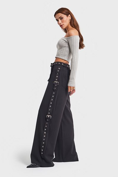 its basic Black Women's Trousers with Stretch Fabric - Side and Belt Detail