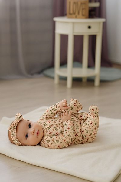 Minimus بدلة قفز للفتيات حديثي الولادة مع قميص قصير مزين بالزهور ومجموعة عصابة رأس لحديثي الولادة