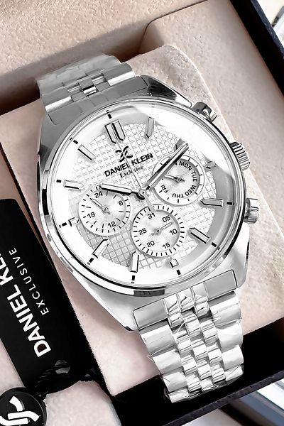 Daniel Klein 3 Atm Waterproof Men's Wrist Watch - Silver Color with Steel Band Gift Bracelet Dke2116C1
