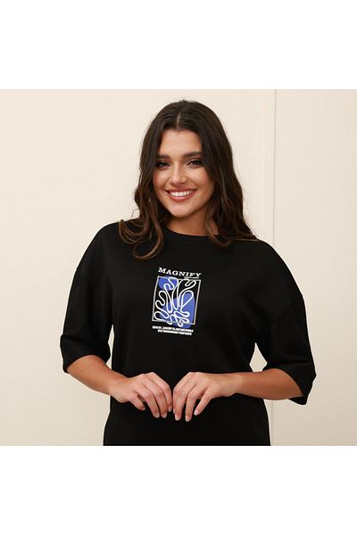 ALANAQA Unisex Oversized T-Shirt