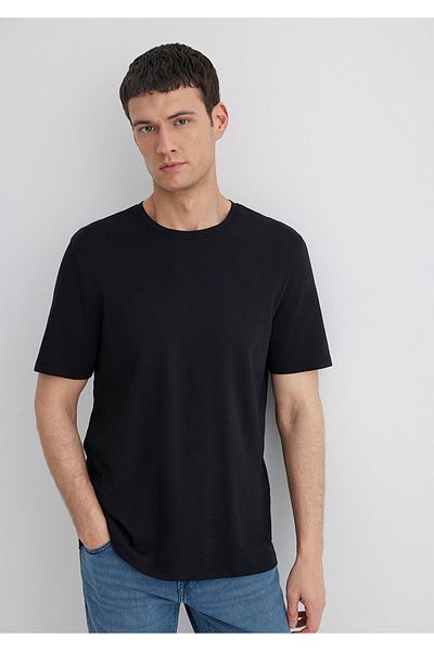 Mavi Μαύρο μπλουζάκι Basic Regular Fit / Normal Cut 0611108-900