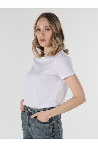 Colin's Tricou alb cu mânecă scurtă pentru femei, cu gât rotund, cu croiala normală