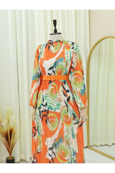 Modamorfo Chiffonkleid mit plissiertem Gürtel vorne