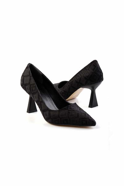 Bambi Pantofi cu toc clasici de damă negri K 01058124004
