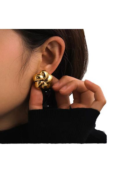 Siya Silver Curved Flower Model Tarnish-Free Steel Earrings