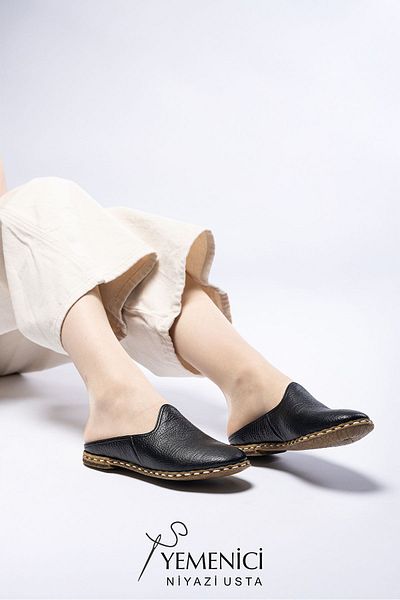 YEMENİCİ NİYAZİ USTA Unisex Black Classic Yemeni Slippers Yt5