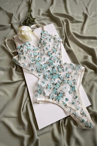 Gece İncisi Çiçek Detaylı Bodysuit