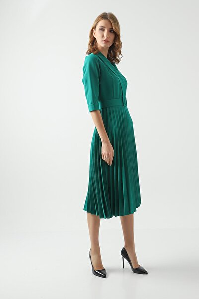 Swass Kruvaze Yakalı Truvakar Kol Yeşil Kloş Elbise