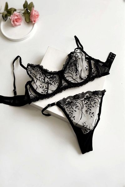 Gece İncisi Set sutien cu modele florale de marime mare