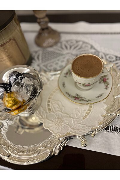 QBR Home 6-Piece Holework Embroidered Cocktail Presentation Napkin (6 Pieces)