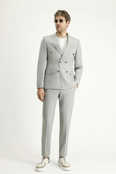Kiğılı Extra Slim Fit Double Breasted Striped Super Slim Fit Suit