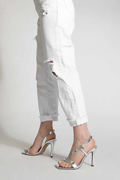 Marjin Women's Blunt Toe Stone Buckle Strap Heeled Sandals Ginda Silver